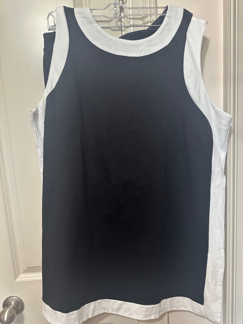 Women’s Black & White Sleeveless Shorts Romper